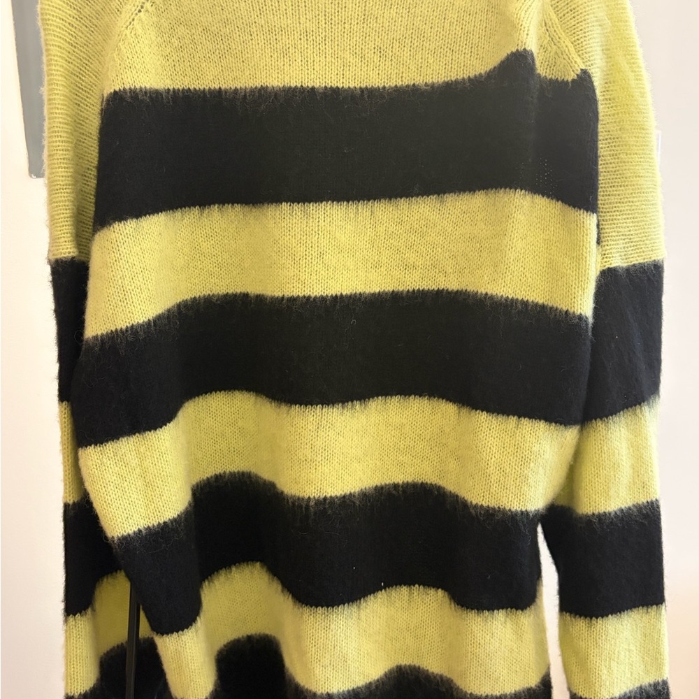 Moving Sale 🌟 All Saints Women's Lou V-Neck Sweater | M - Picture 4 of 8